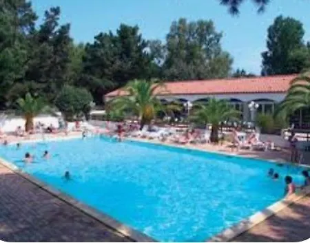 Mobil 6 Personnes A 400m De La Camping *